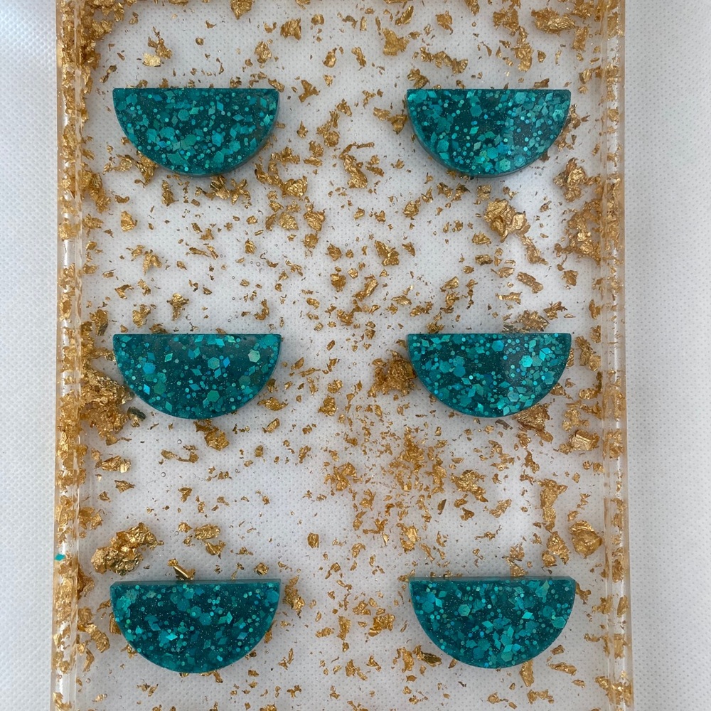 Eye lash tray